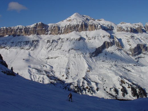 Arabba - pohled na Gruppo del Sella/Sella Gruppe z Porta Vescovo.